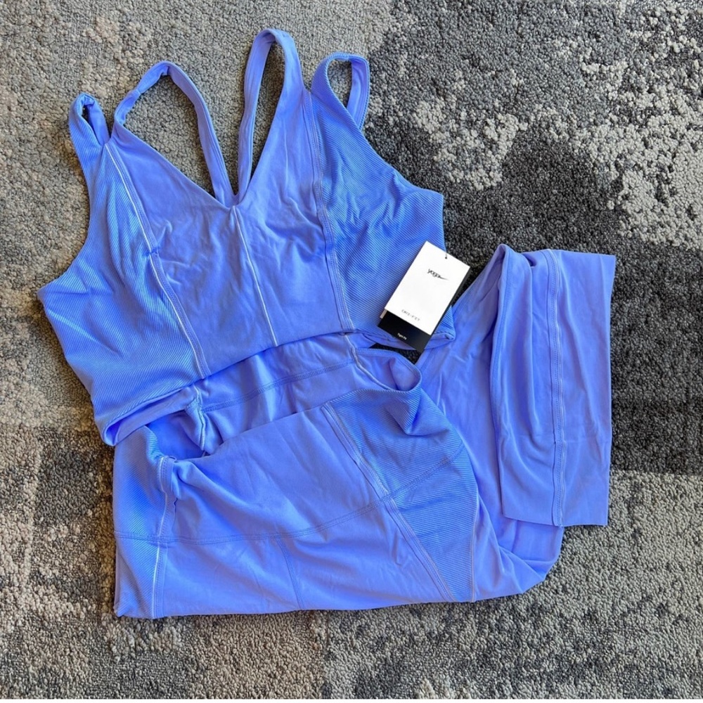 Nike Yoga Luxe Dri-FIT Tight Fit Jumpsuit NEW Women's Size Women's XL DD5525-478